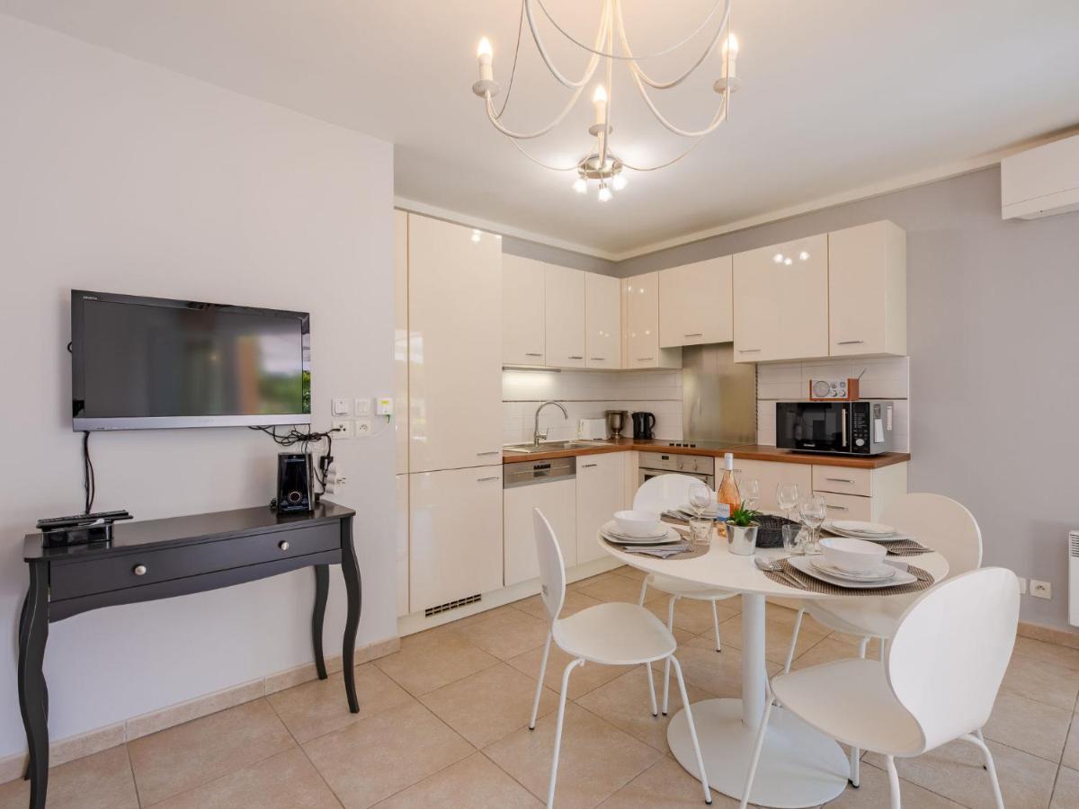 Apartment Les Rivages De L'Esterel By Interhome บูลูรีส์-ซูร์-แมร์ ภายนอก รูปภาพ